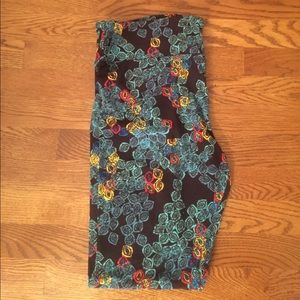 Lularoe leggings - tall and curvy