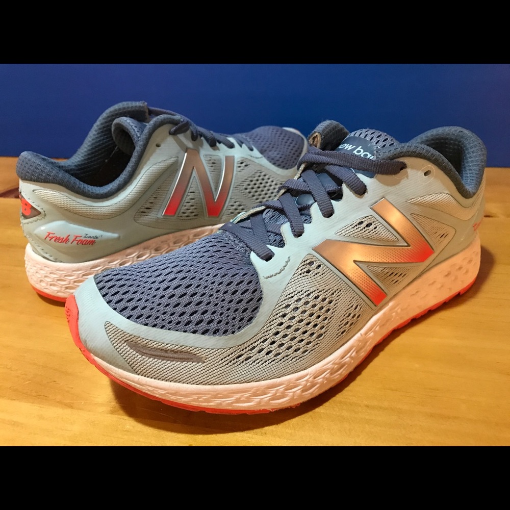 Women's Sz 7 B Width New Balance Fresh Foam Shoes
