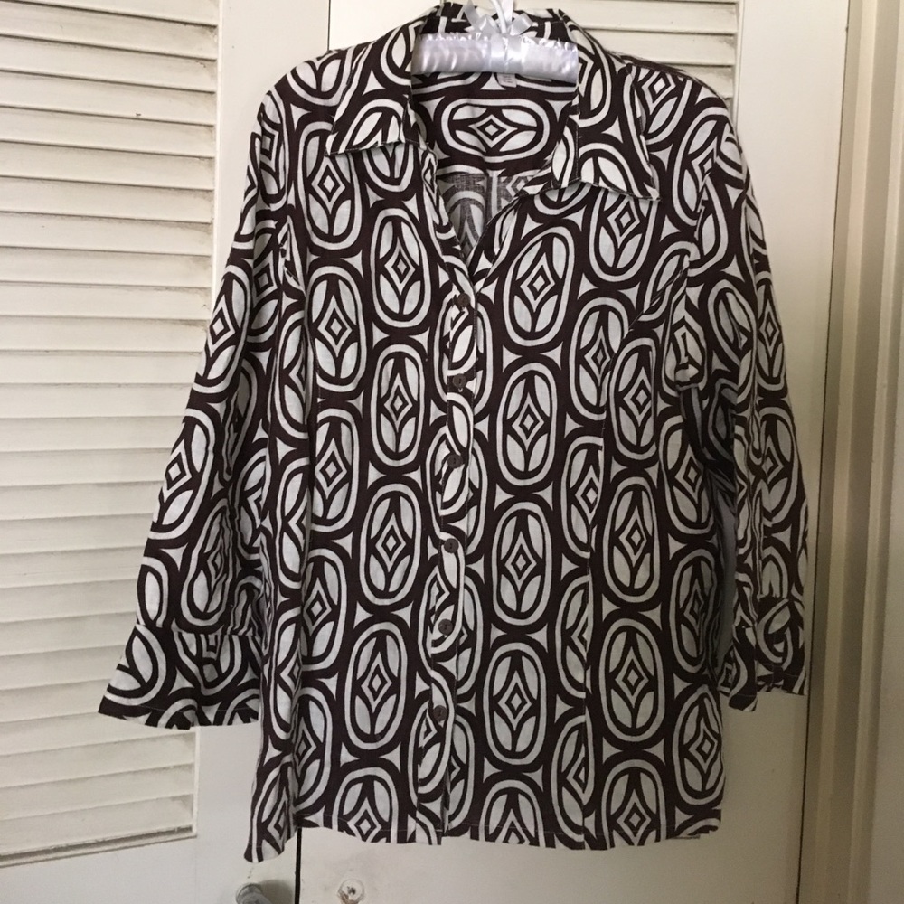 Button down top - Picture 2 of 7