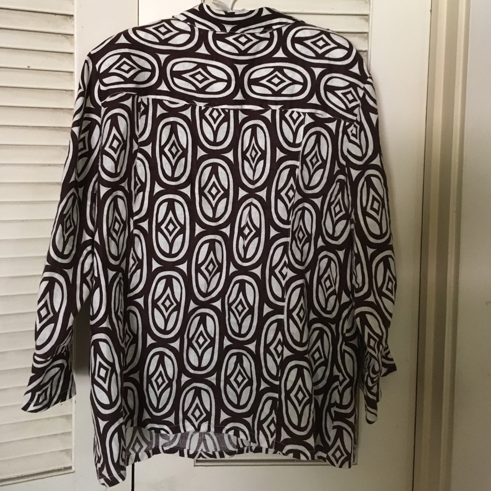 Button down top - Picture 4 of 7