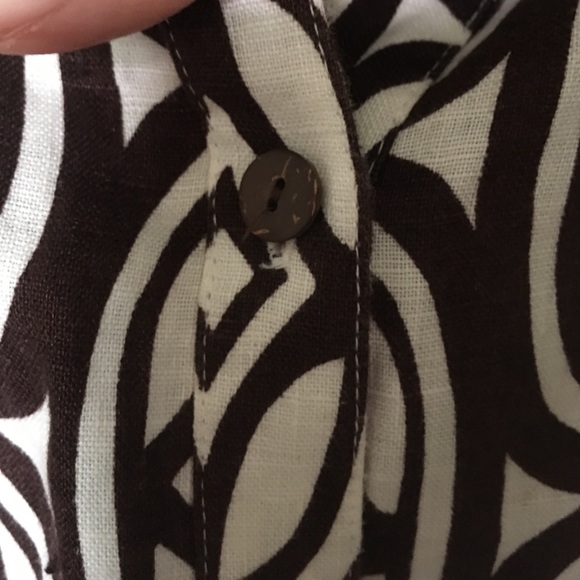 Button down top - Picture 3 of 7