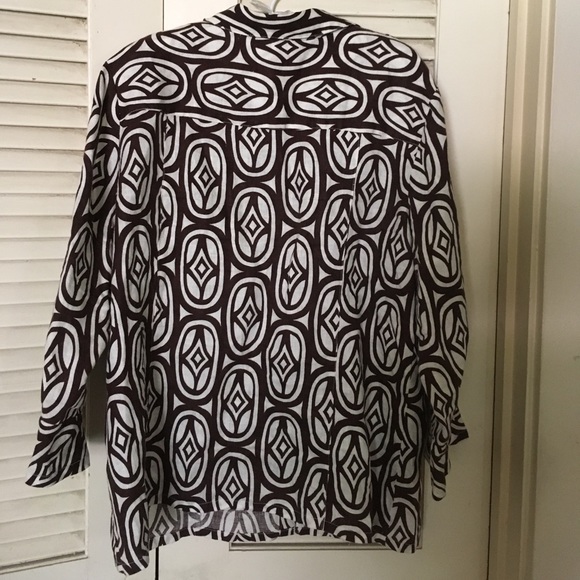 Button down top - Picture 4 of 7