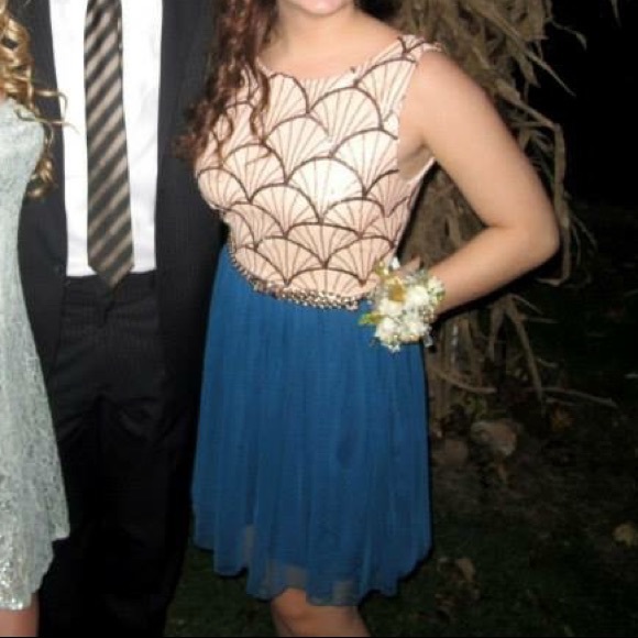 Unity triangles sequin shell dress - Picture 2 of 2