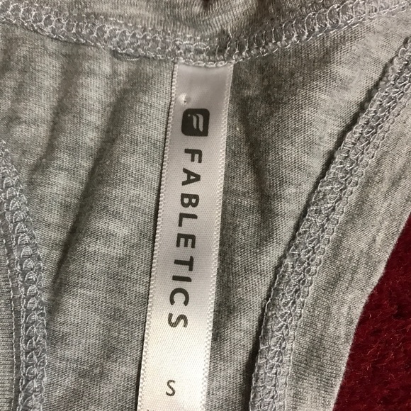Fabletics ❤️Kate razorback tank, size small - Picture 3 of 5