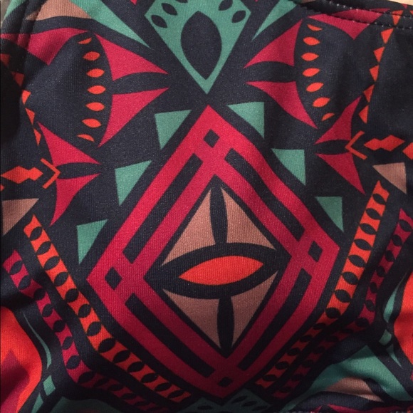 Prism Print Sports Bra - Picture 5 of 5