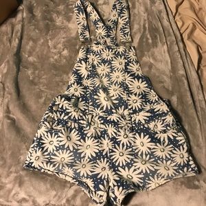 Daisy print overalls