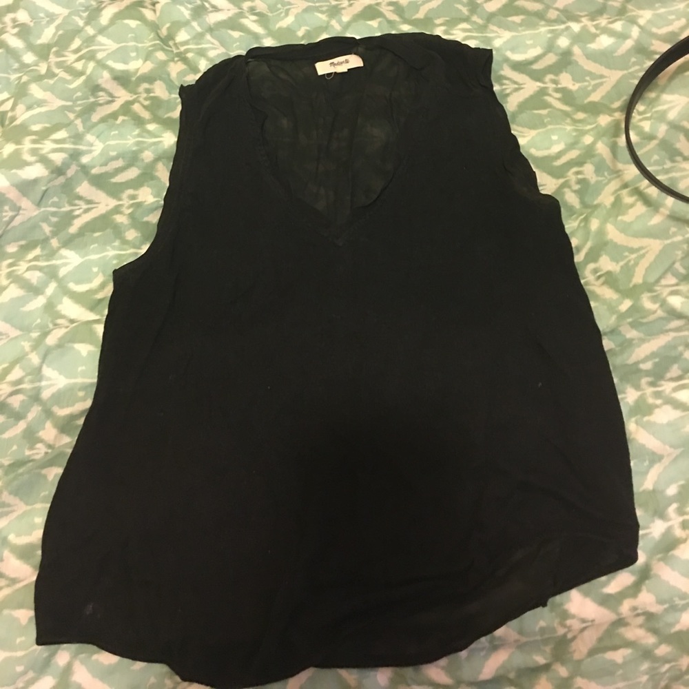 Madewell black vneck top