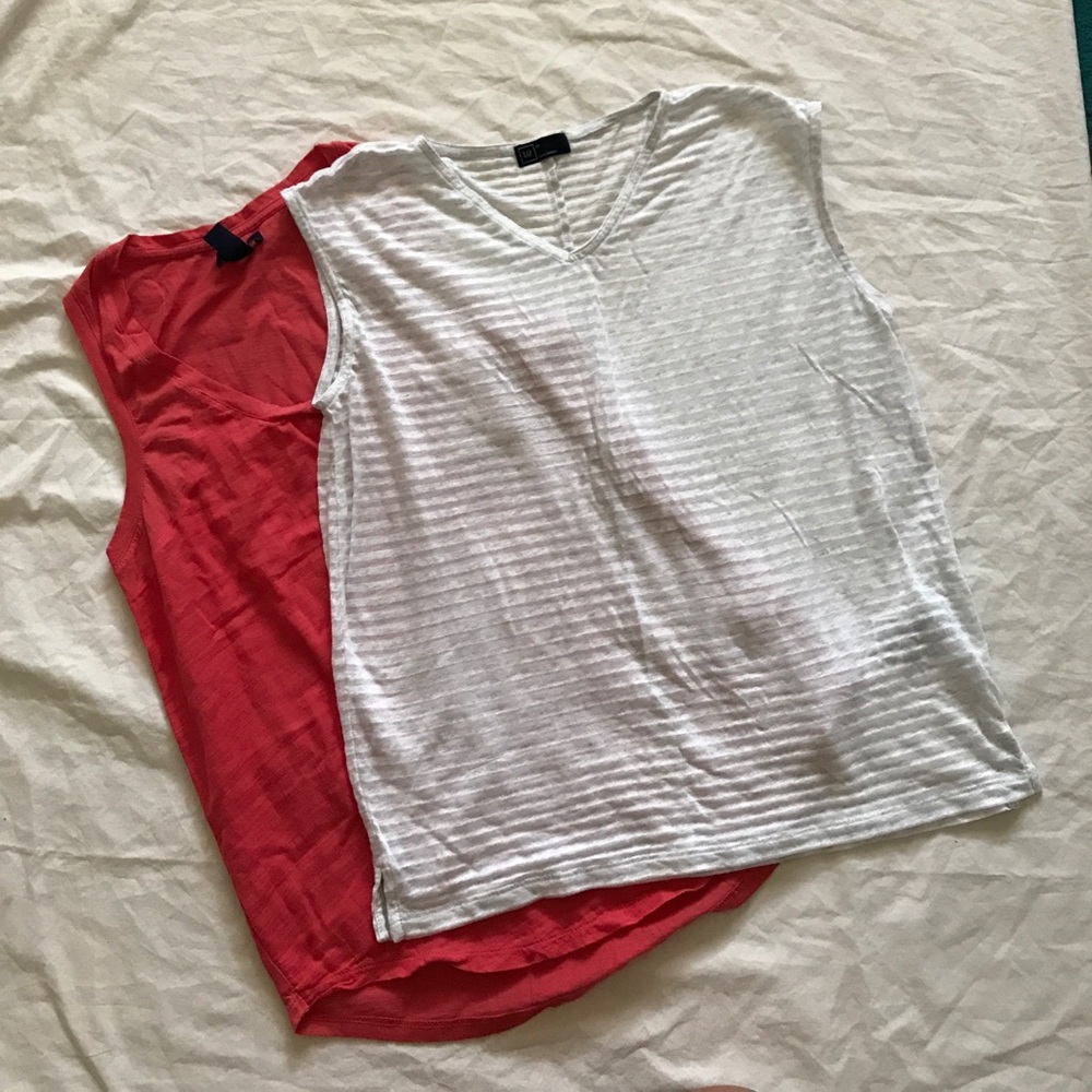 GAP Bundle Tops - Picture 2 of 2