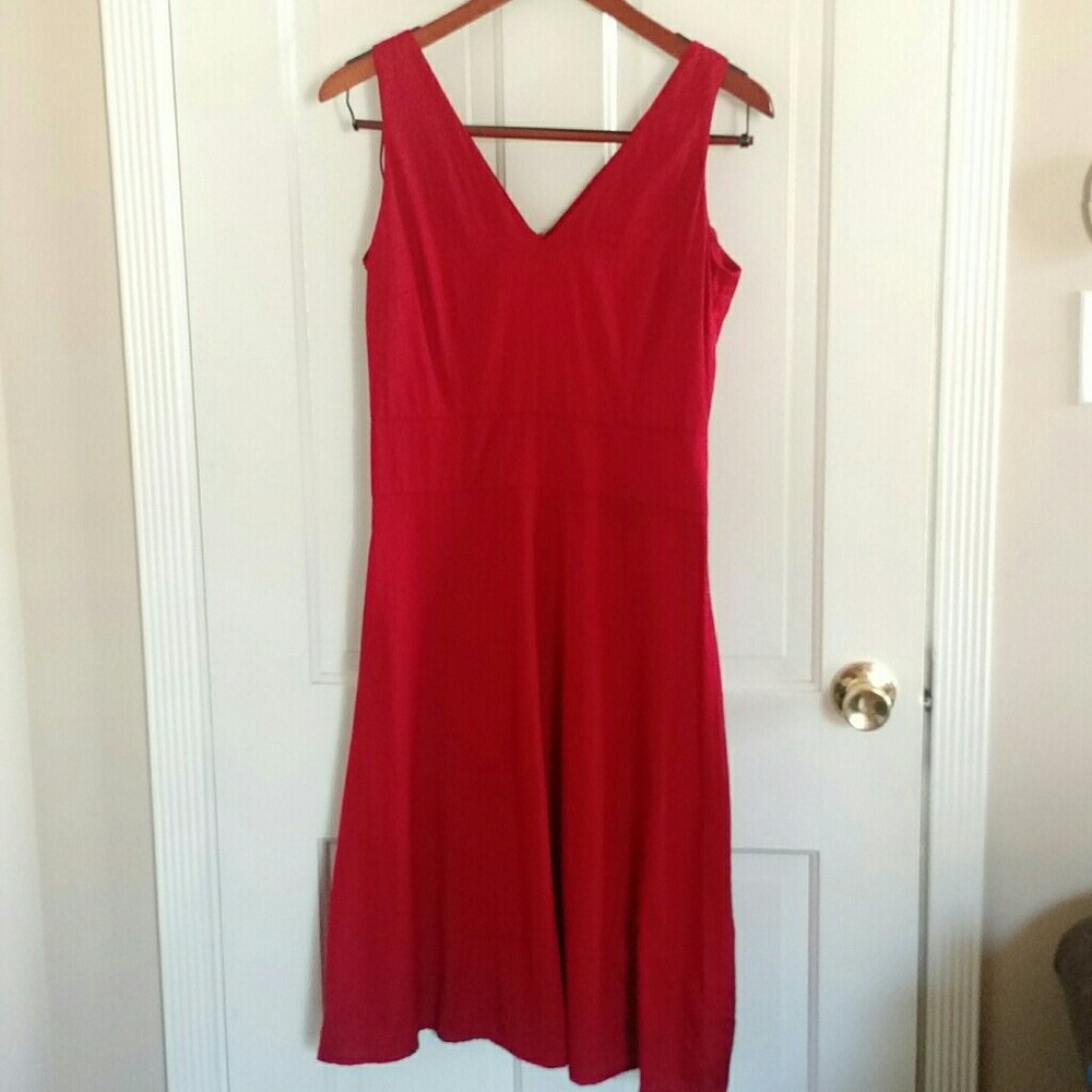 Cherry red v-neck dress