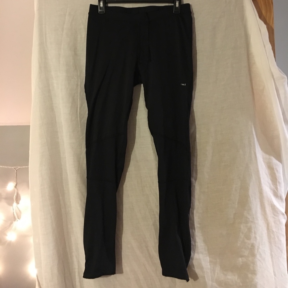 Black workout leggings