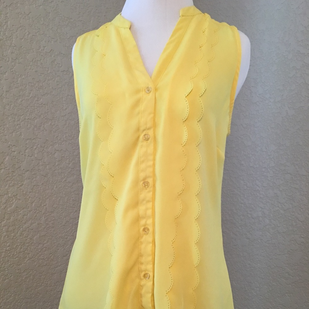 ModCloth Yellow Scalloped Button Up Blouse, size S
