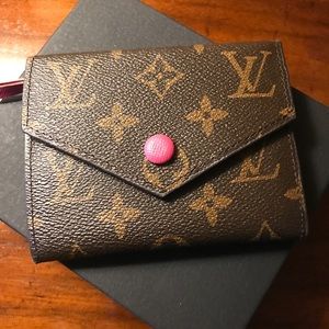 NWOT Louie Vuitton Wallet
