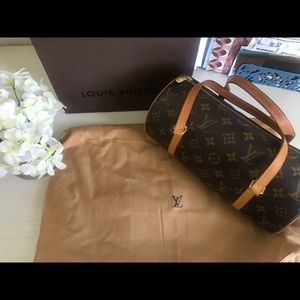 Louis Vuitton Authentic Papillon Bag