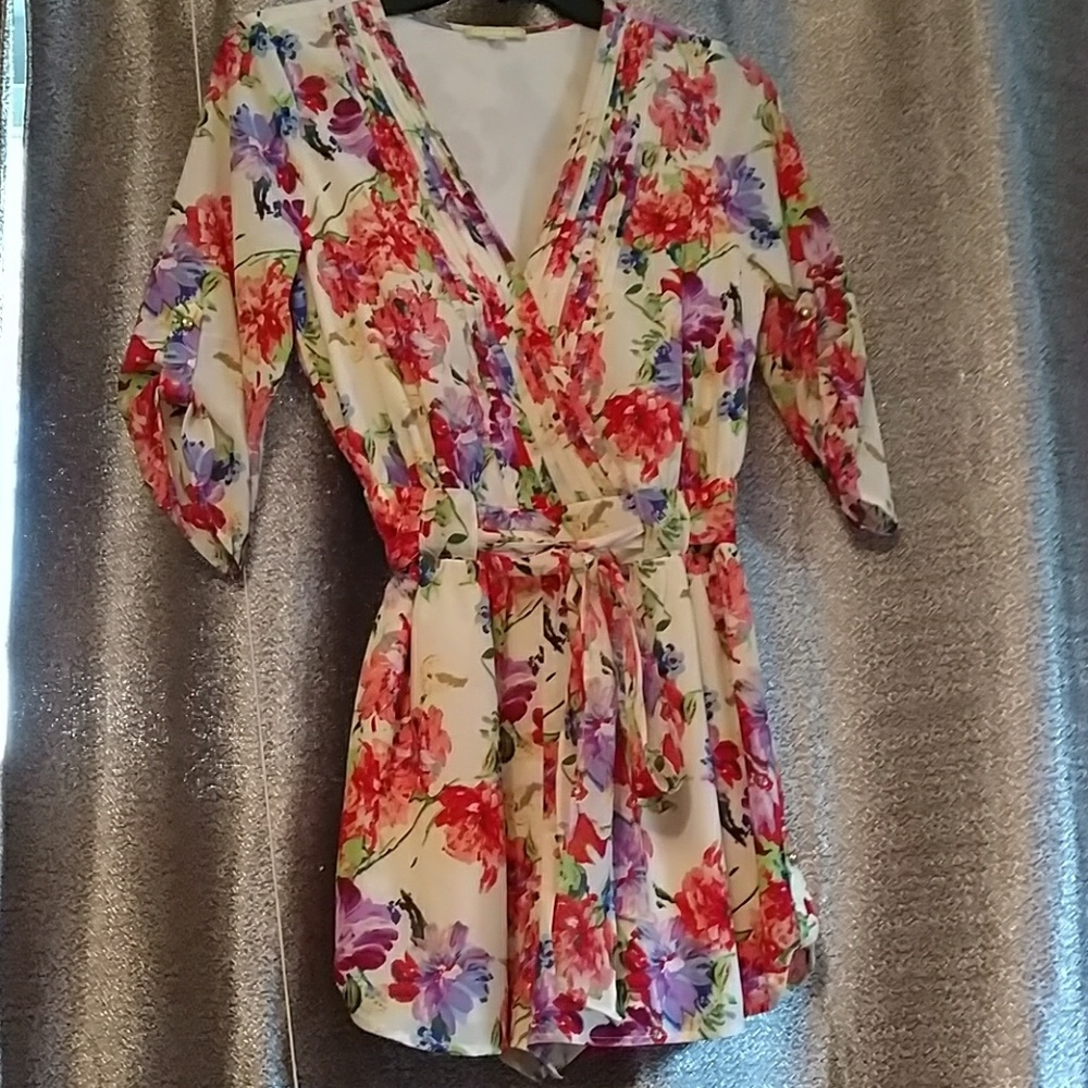Gianni Bini Floral Jumper