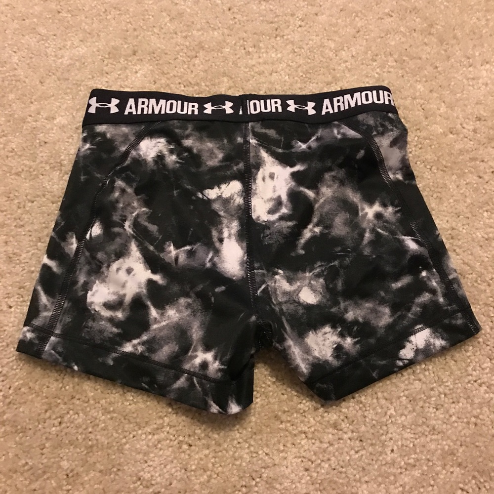 SOLD Ⓜ️ Under Armour Shorts