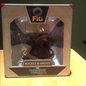 Rocket and BABY GROOT!!! Qfig