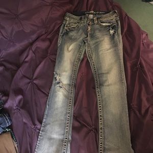 Almost famous juniors size 9 jeans