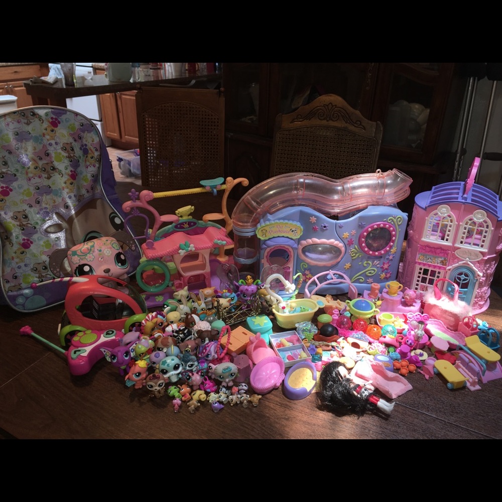 Littlest pet shop