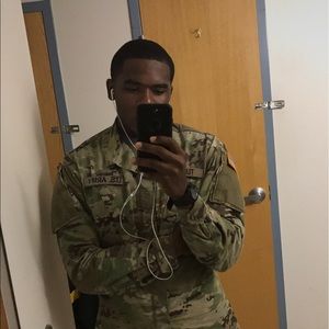 Meet your Posher, Joshua