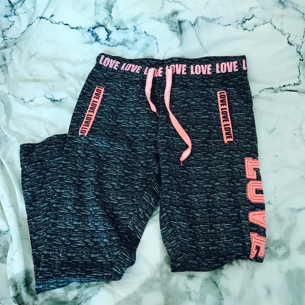 LOVE SWEATPANTS