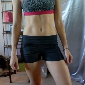 Lululemon Paradise Board Short Shorts Size 2 Rare!