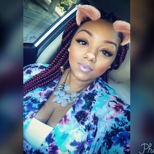 Meet your Posher, Shanel