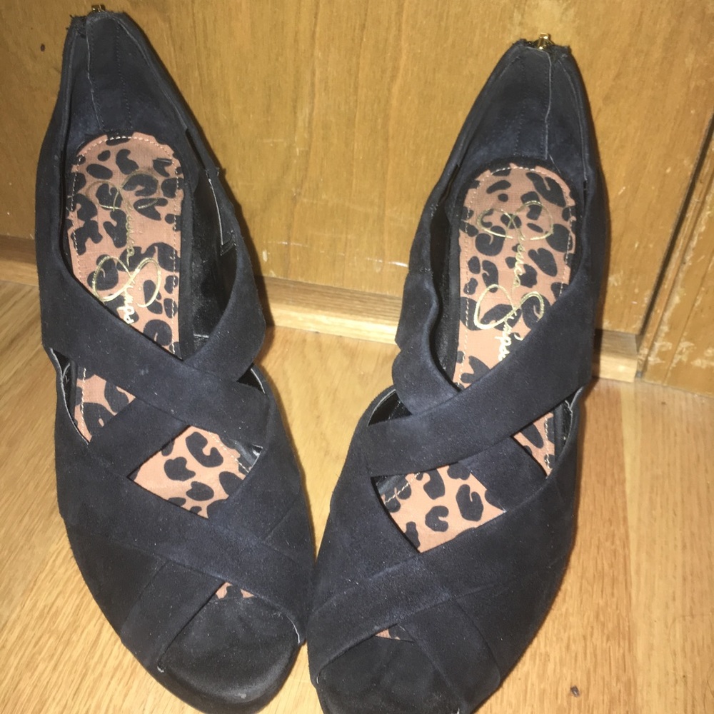Black open toed wedge
