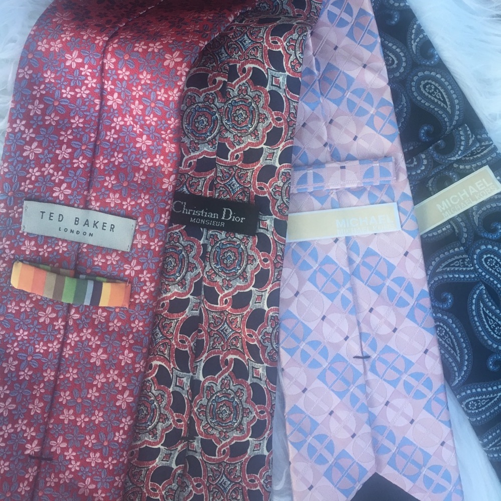 Designer ties - Picture 2 of 3