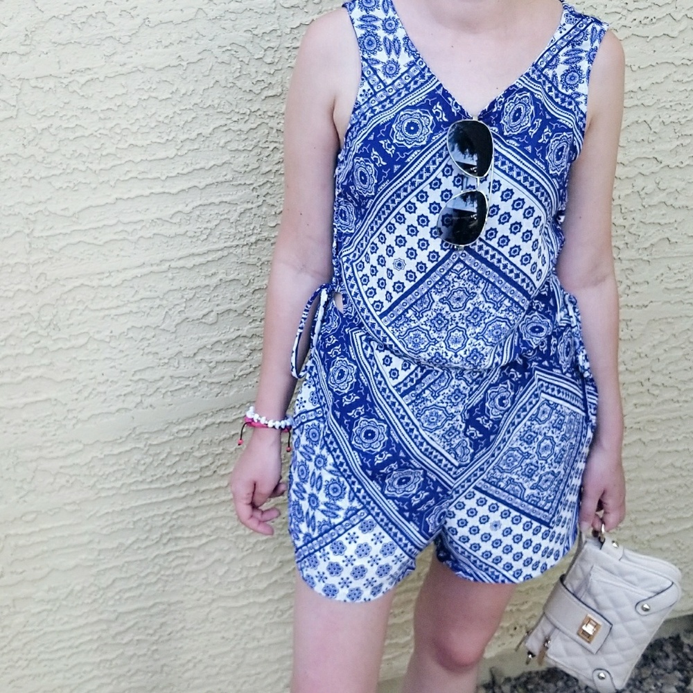 💥Beautiful Blue Romper💥