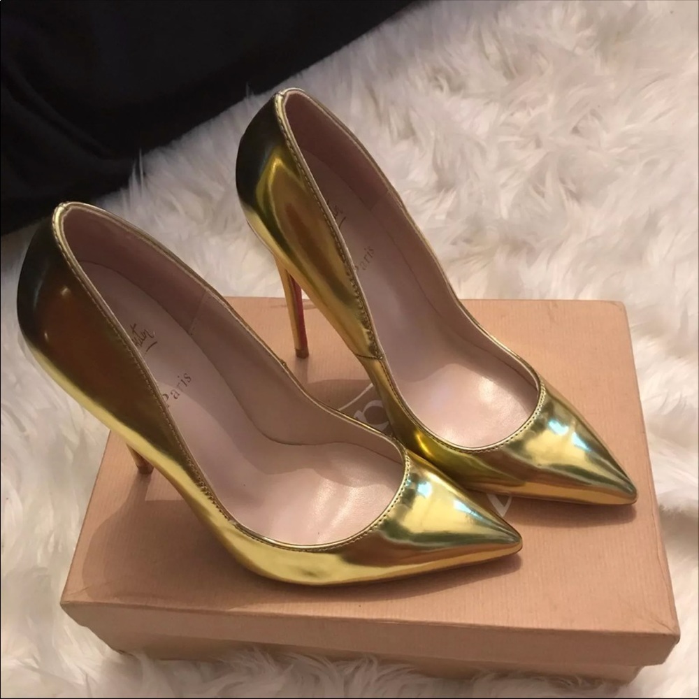 Christian Louboutin 👠