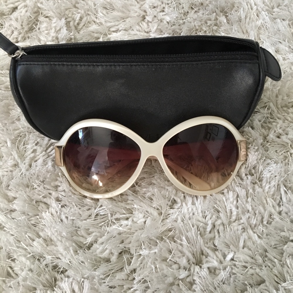 Oliver People's sunglasses
