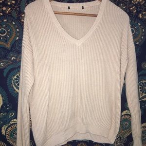 BRANDY MELVILLE SWEATER