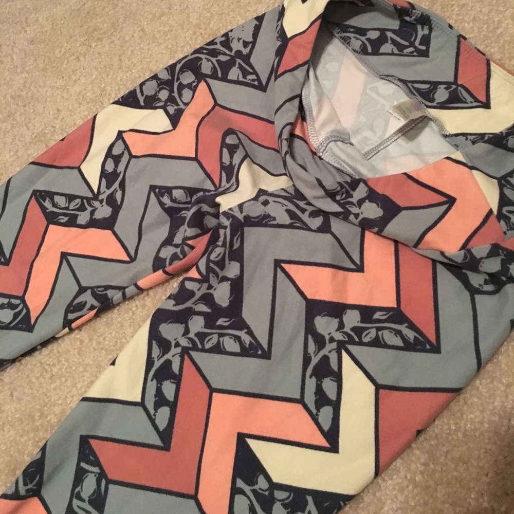 Lularoe leggings. OS