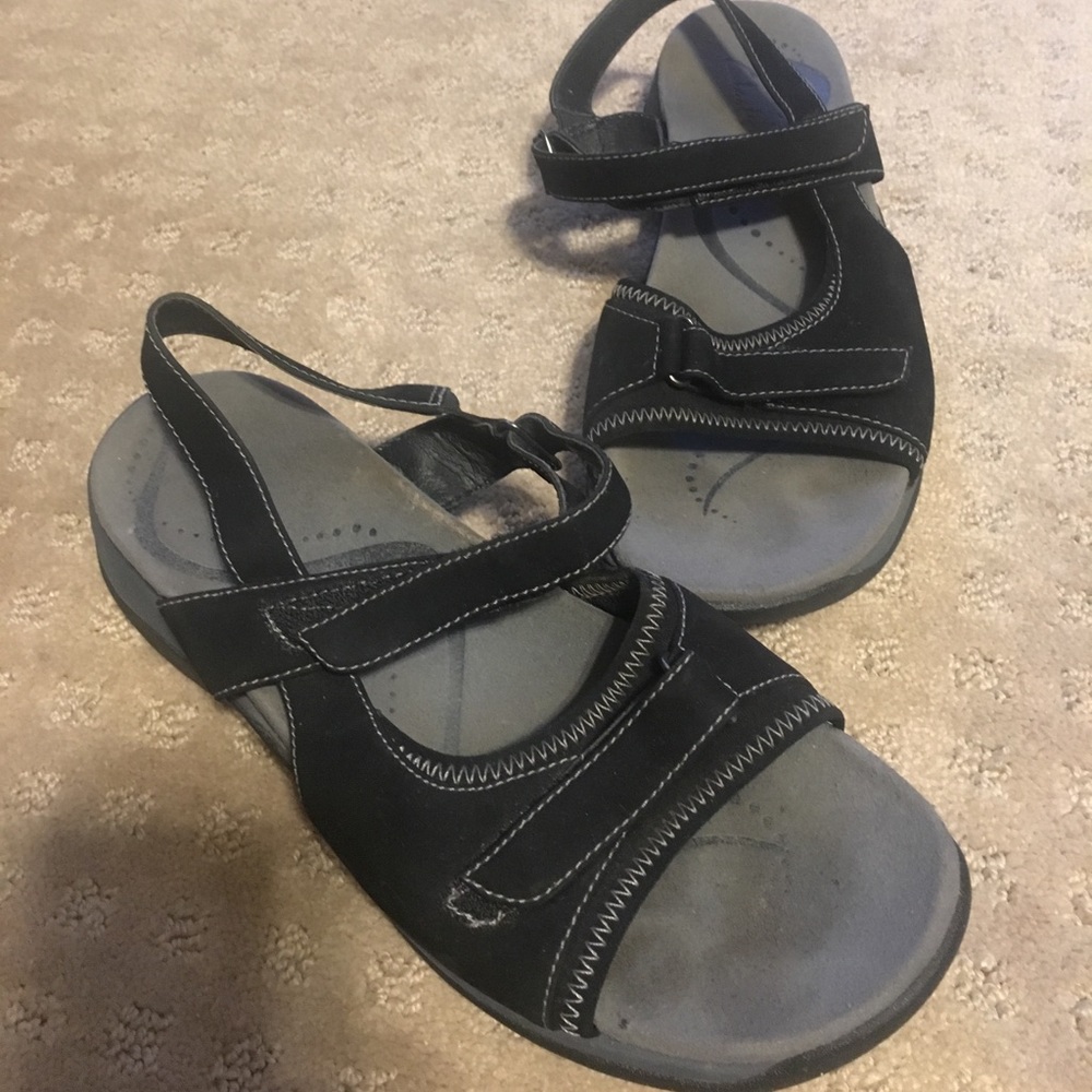 Leather Black Clark sandals