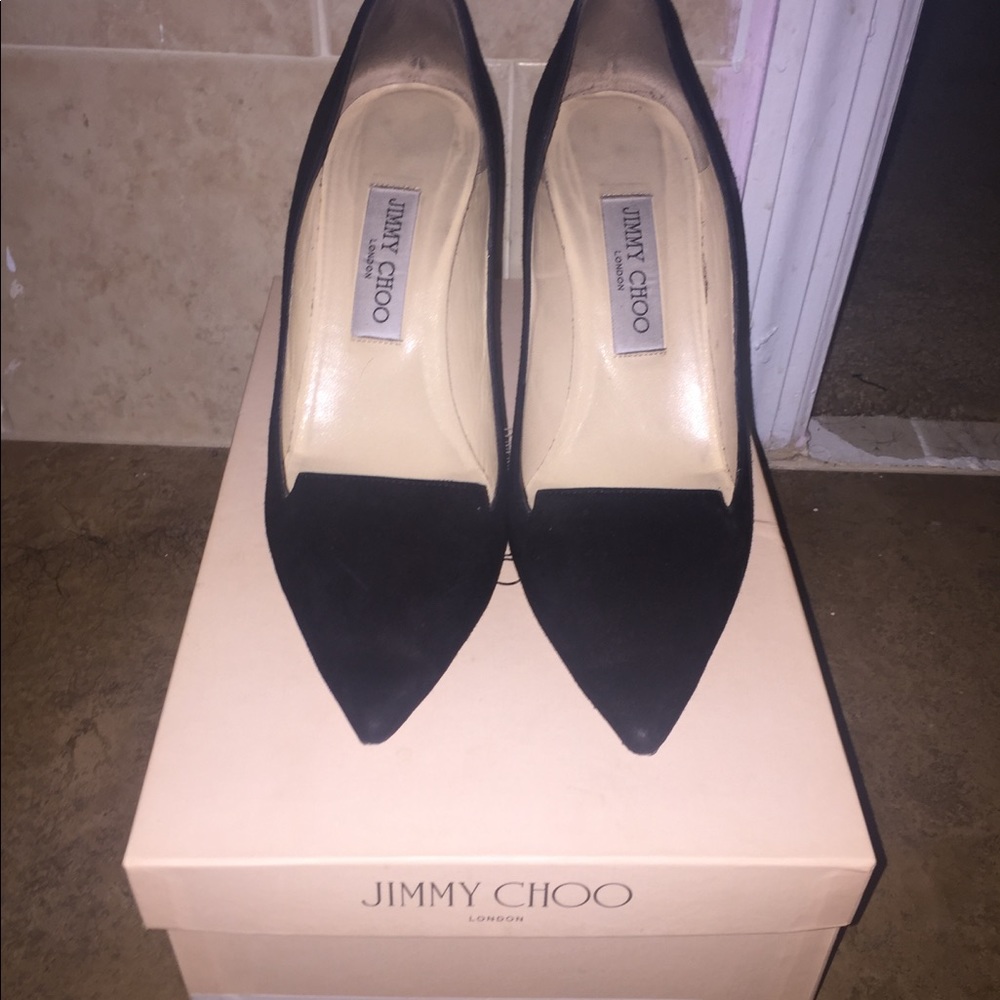 Jimmy Choo size 38  Suede heel