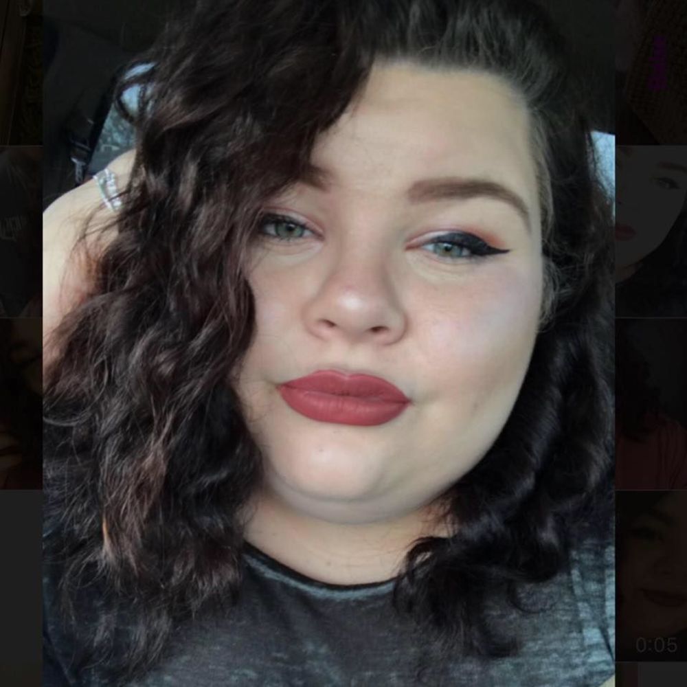 Meet your Posher, Breanna