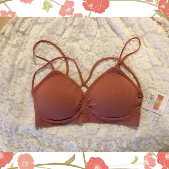 🆕🌷Strappy Bralettes - Picture 6 of 8