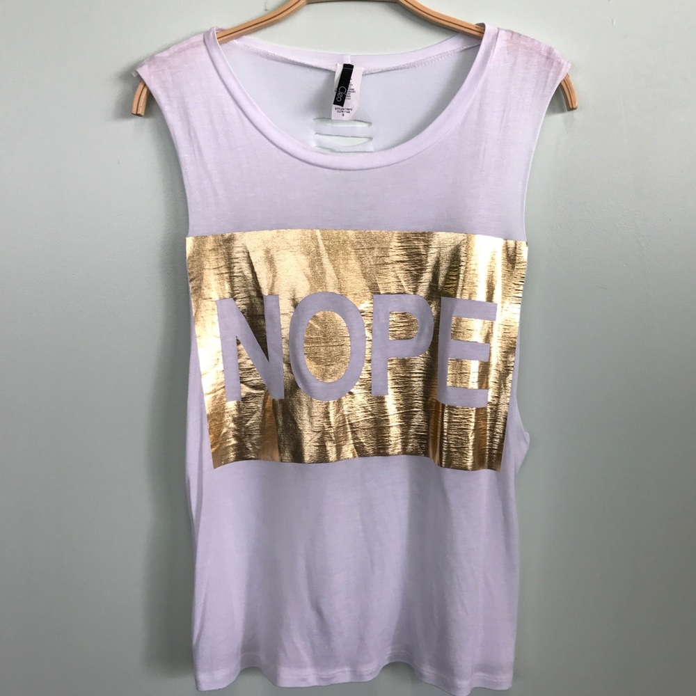 "Nope" gold print Loose fit tank top❤️