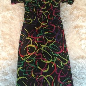 Black dress w/ splash of color