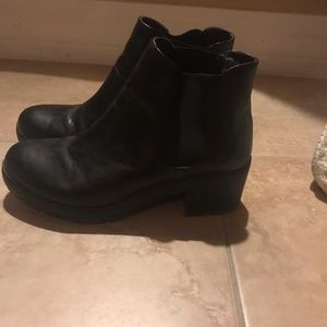 Steve Madden Boots