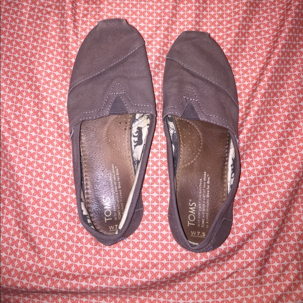 Toms Size 7.5
