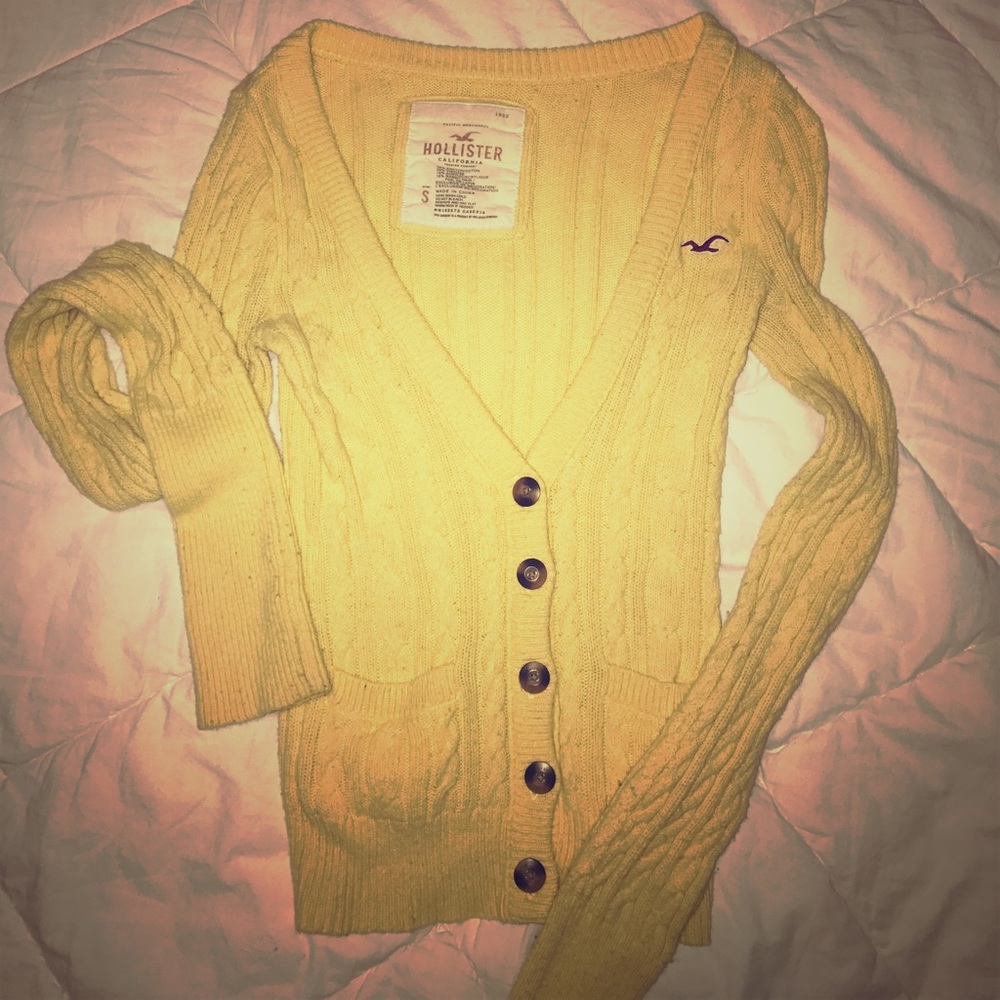 Yellow Hollister sweater
