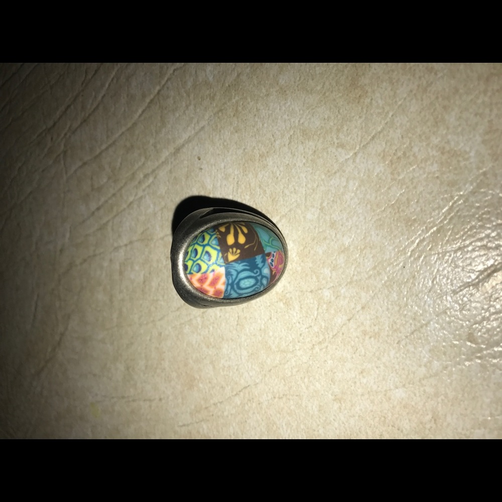 Funky patterned ring