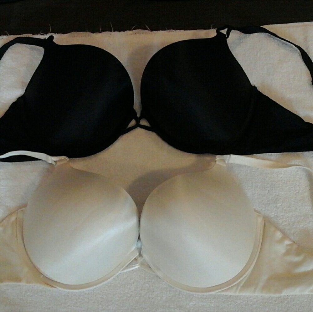 VICTORIA SECRET BRAS
