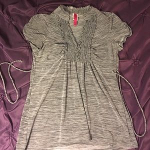 Grey dressy blouse with v-neck and ruffled collar