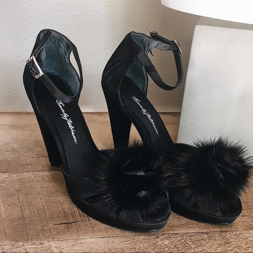 Pom Pom Heels