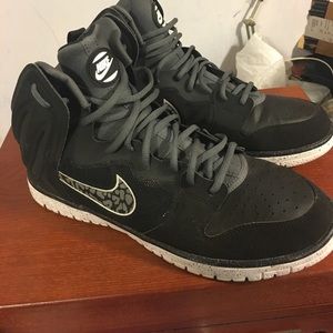 Nike high tops, very unique print!