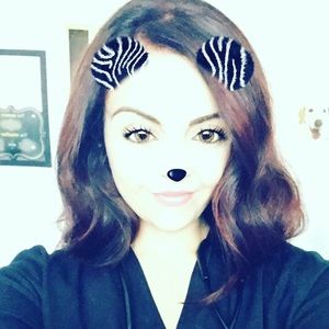 Meet your Posher, Denise