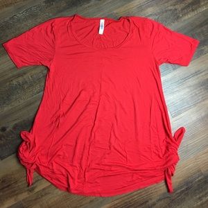 Lularoe red perfect tee