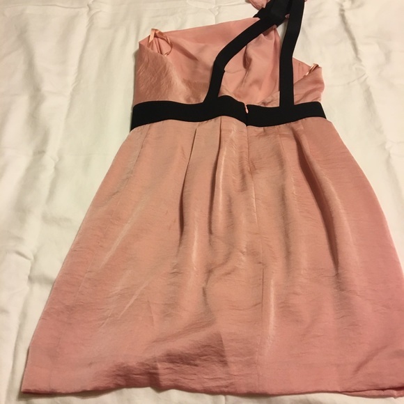 Pink dress - Picture 2 of 2